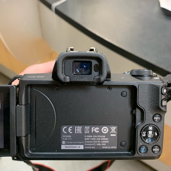 CANON EOS M 50 DIGITAL CAMERA 15-45 mm lenses Iconic high quality - Picture 8 of 15